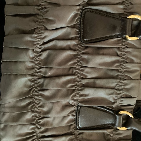 Prada gauche convertible tote bag - Picture 2 of 6